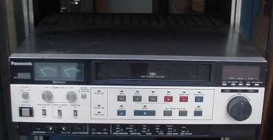 VHS PROFFESSIONAL EDITING VCR PANASONIC VIDEO RECORDER